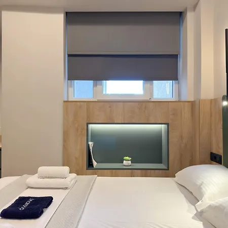 Liv Luxury A-b * Thessaloniki