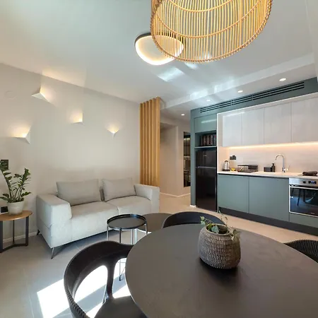 Liv Luxury A-b Appartement *